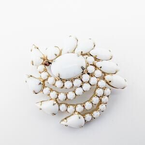 Vintage Mid-Century Milk Glass Swirl Brooch Pin